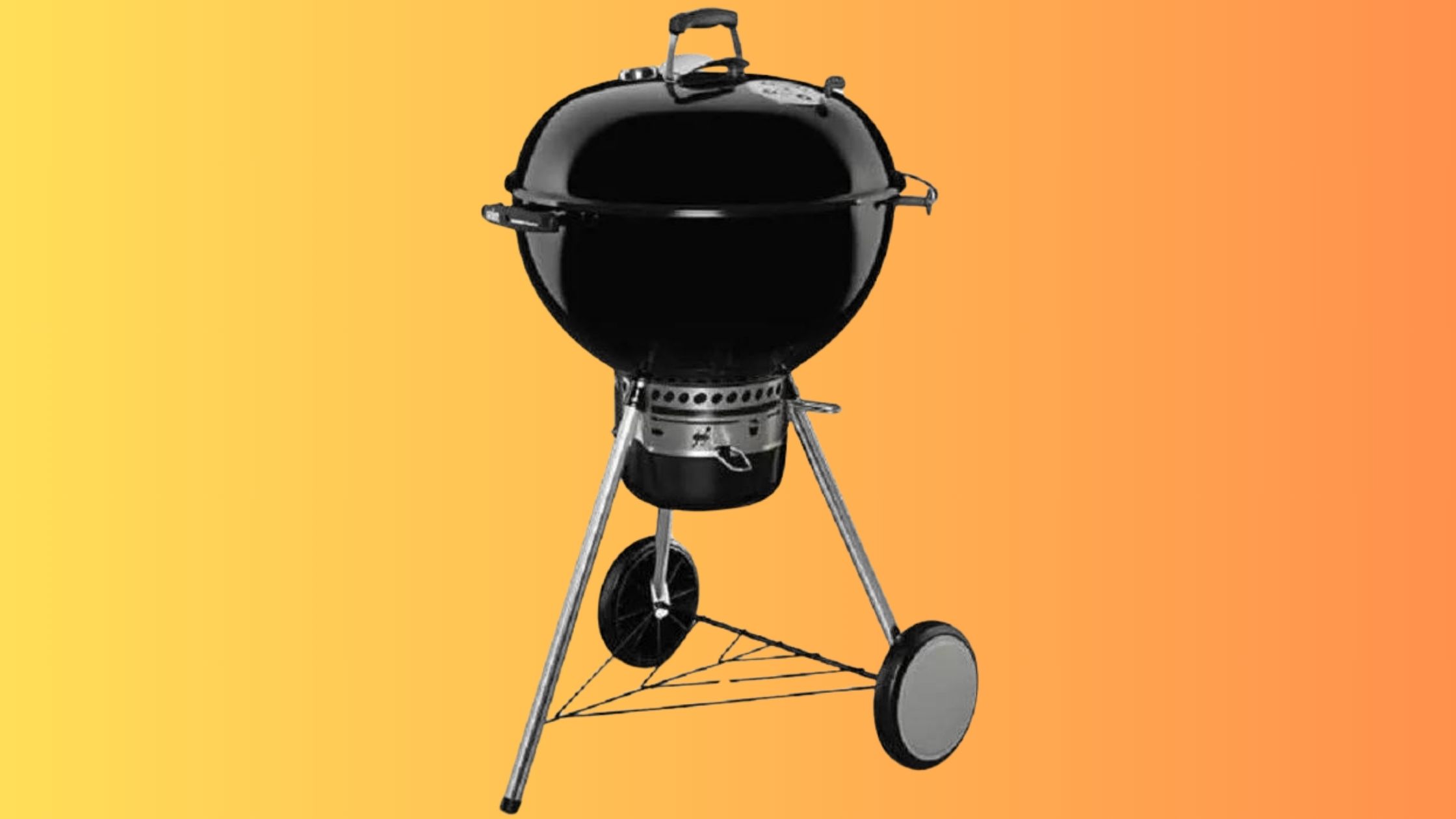 Le barbecue à charbon WEBER Master-Touch GBS est proposé à moins de 300 € © Cdiscount