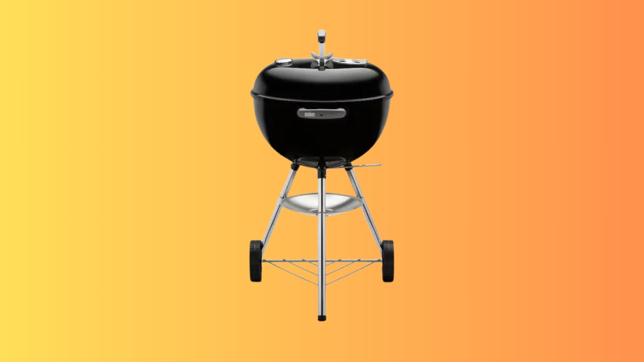 Ce barbecue à charbon Weber Classic Kettle fait partie des meilleures ventes de ce site de vente en ligne © Cdiscount