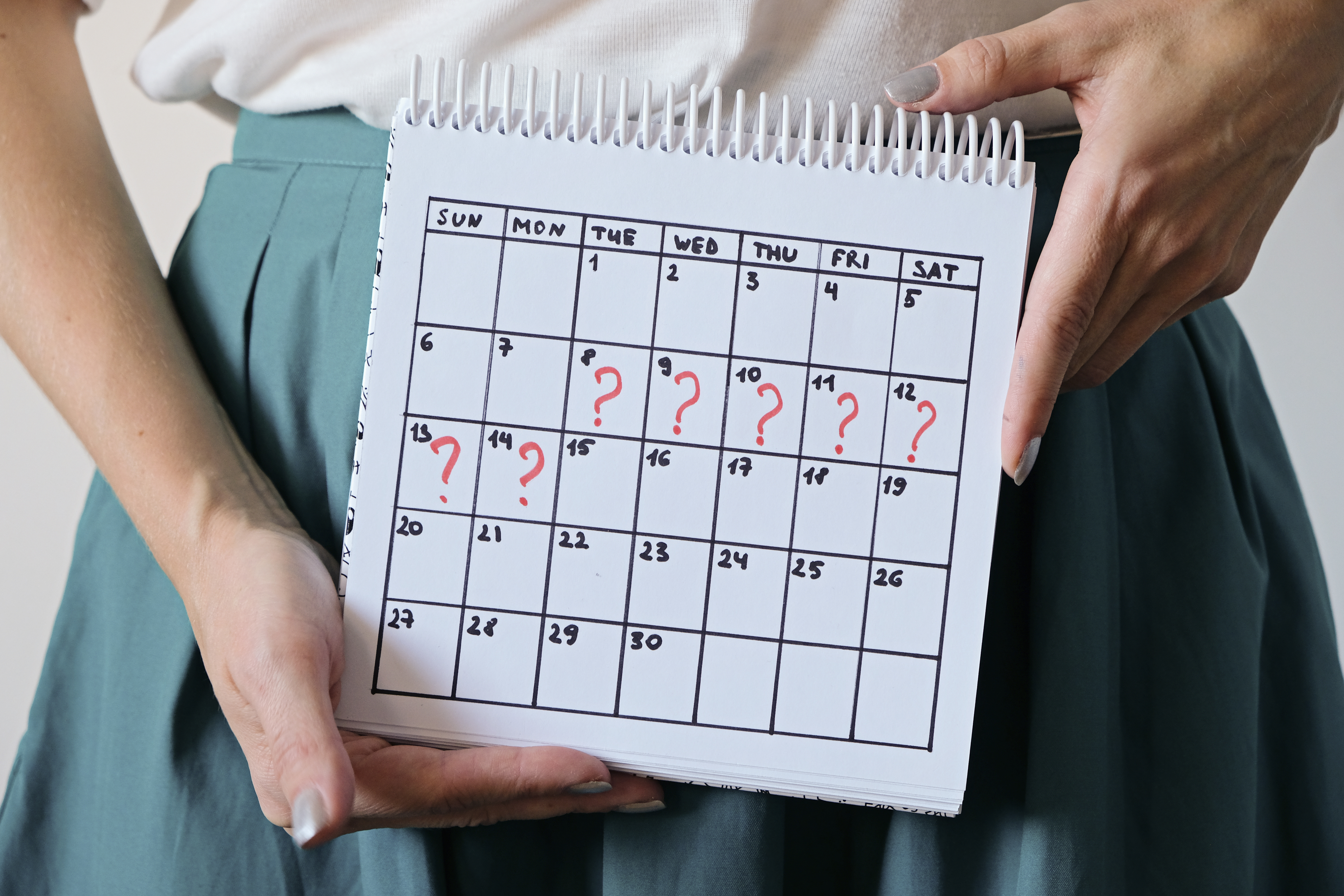 Les femmes qui ont un cycle menstruel irrégulier et plus long que la moyenne serait plus à risque de mourir prématurément (avant 70 ans). © natus111, Adobe Stock