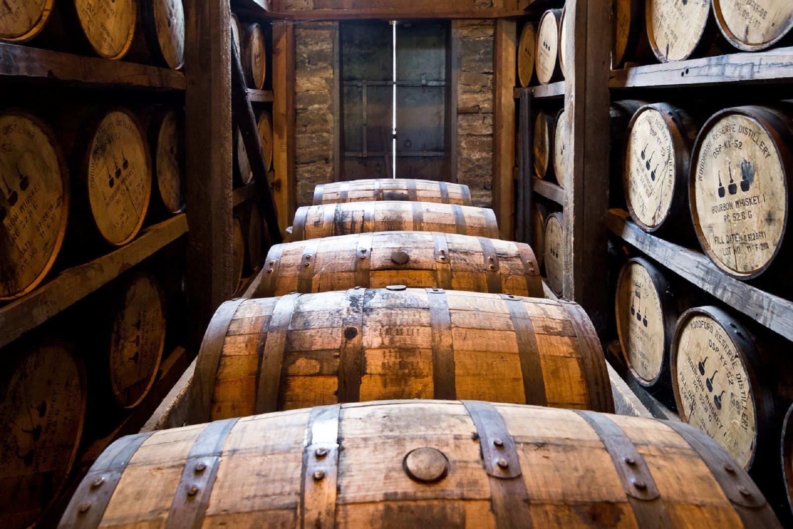 Pour contrôler la qualité de fabrication du whisky et lutter contre la contrefaçon, l'intelligence artificielle est mise à contribution. © Pixabay, Skeeze