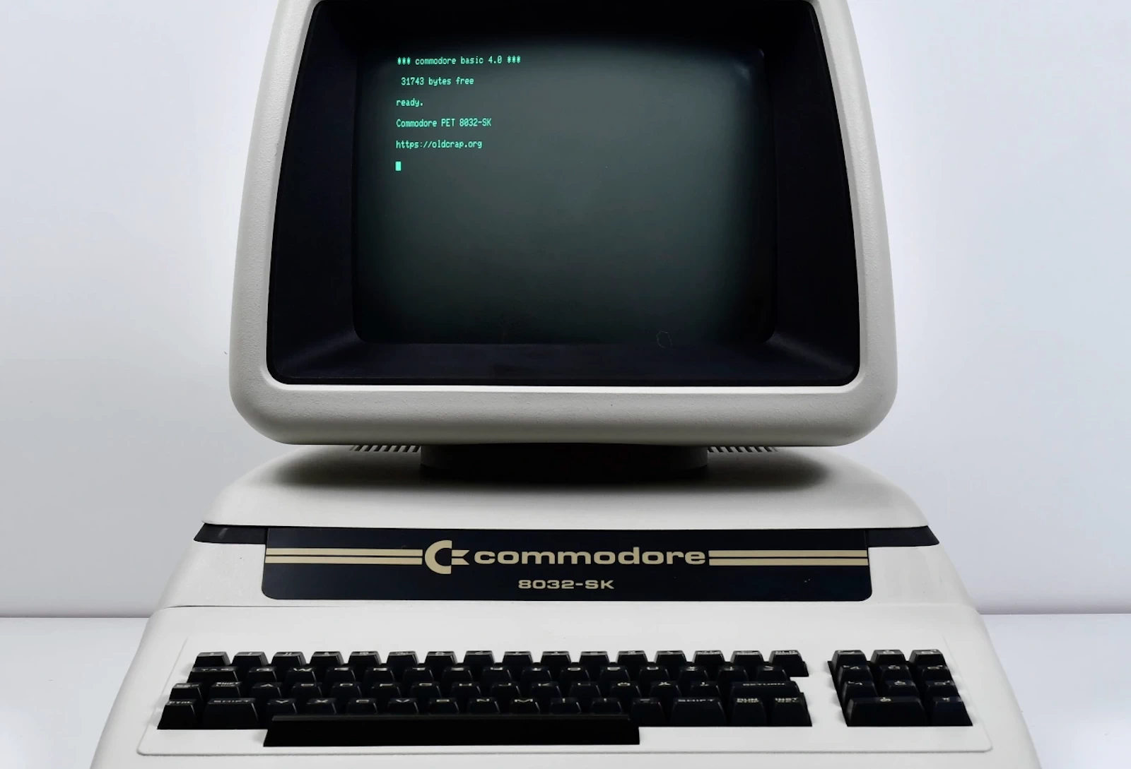 Sorti en 1977, le PET était le premier ordinateur complet de Commodore. © Vintage Computing