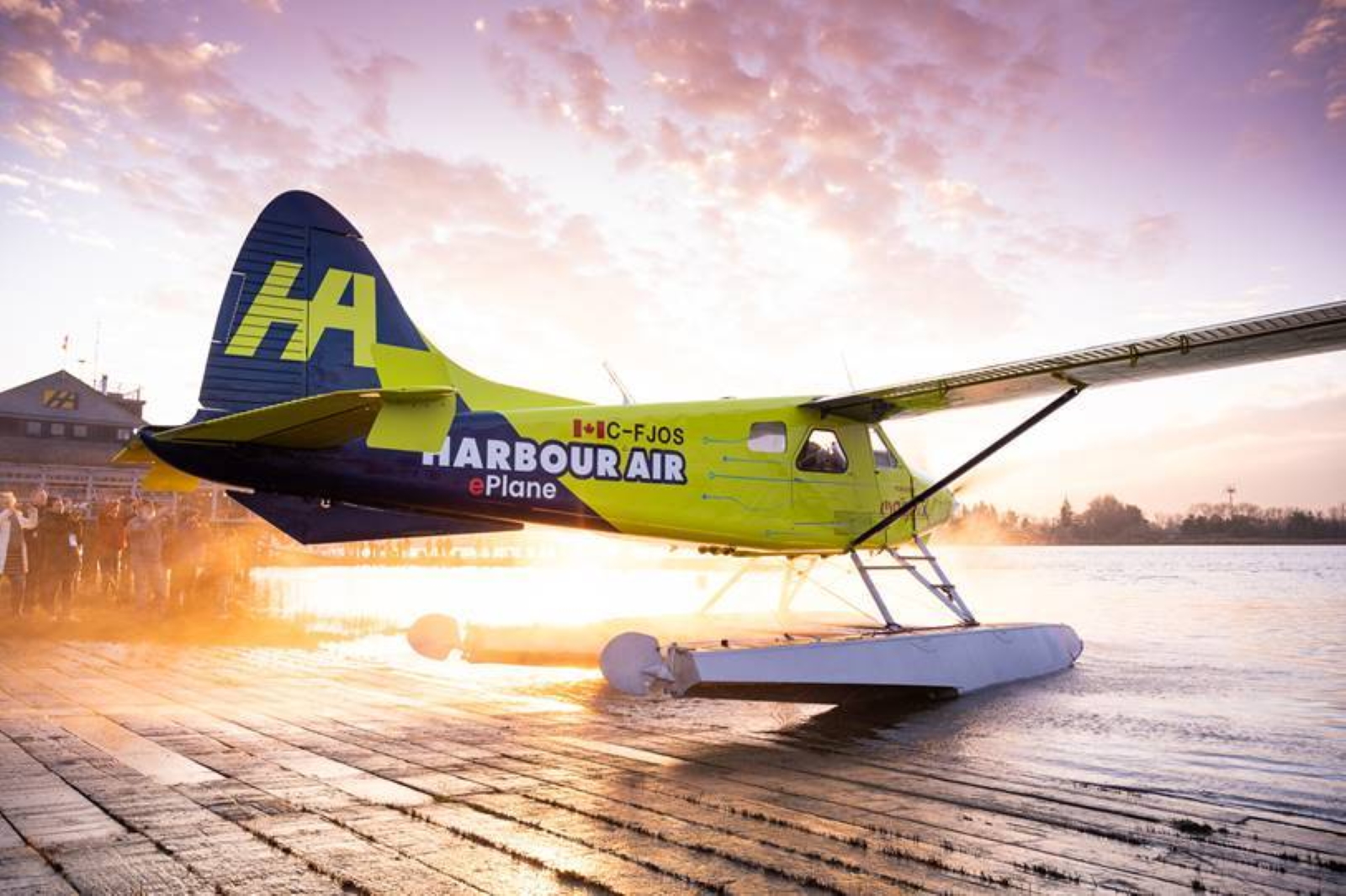 Le premier vol 100 % électrique a été réalisé par Harbour Air à partir d'un de Havilland Canada DHC-2 de conception ancienne, dont la motorisation thermique a été remplacée. © Harbour Air