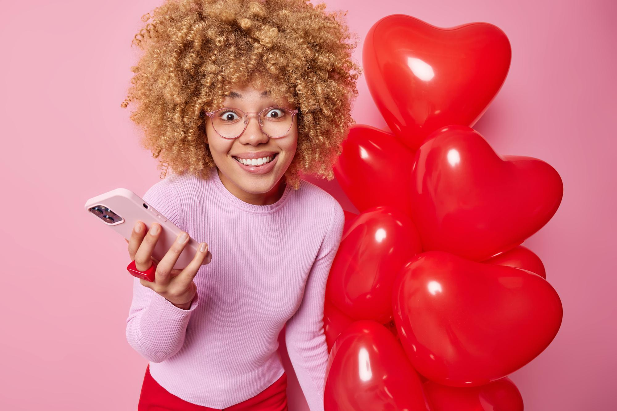 Bouygues Telecom lance un forfait pas cher pour la Saint Valentin - Wayhome Studio / Freepik