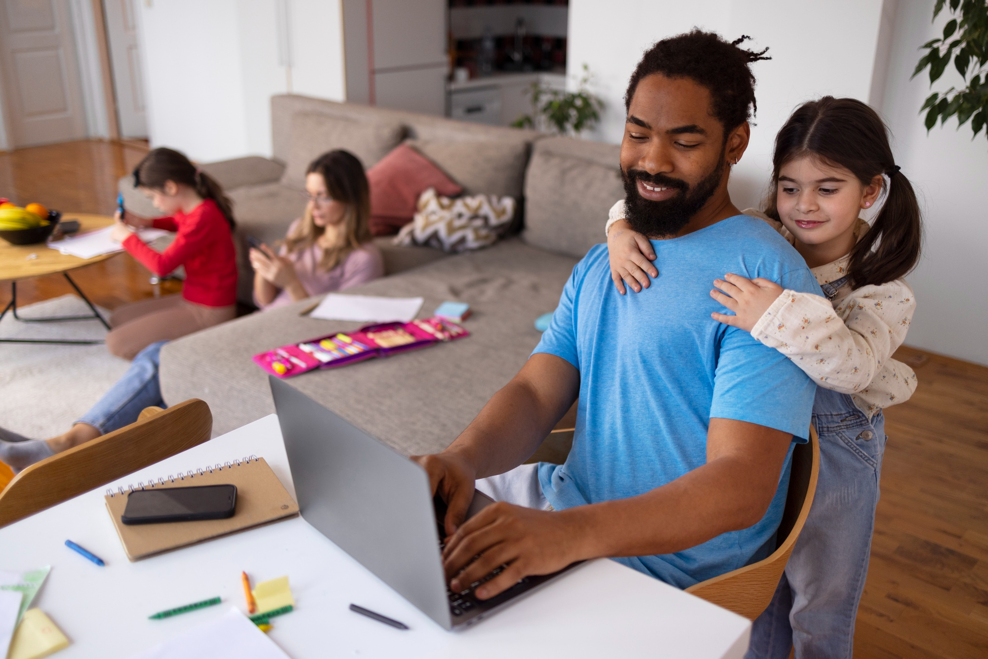 Bouygues Telecom vous facilite la rentrée avec une nouvelle série spéciale - Freepik / Freepik