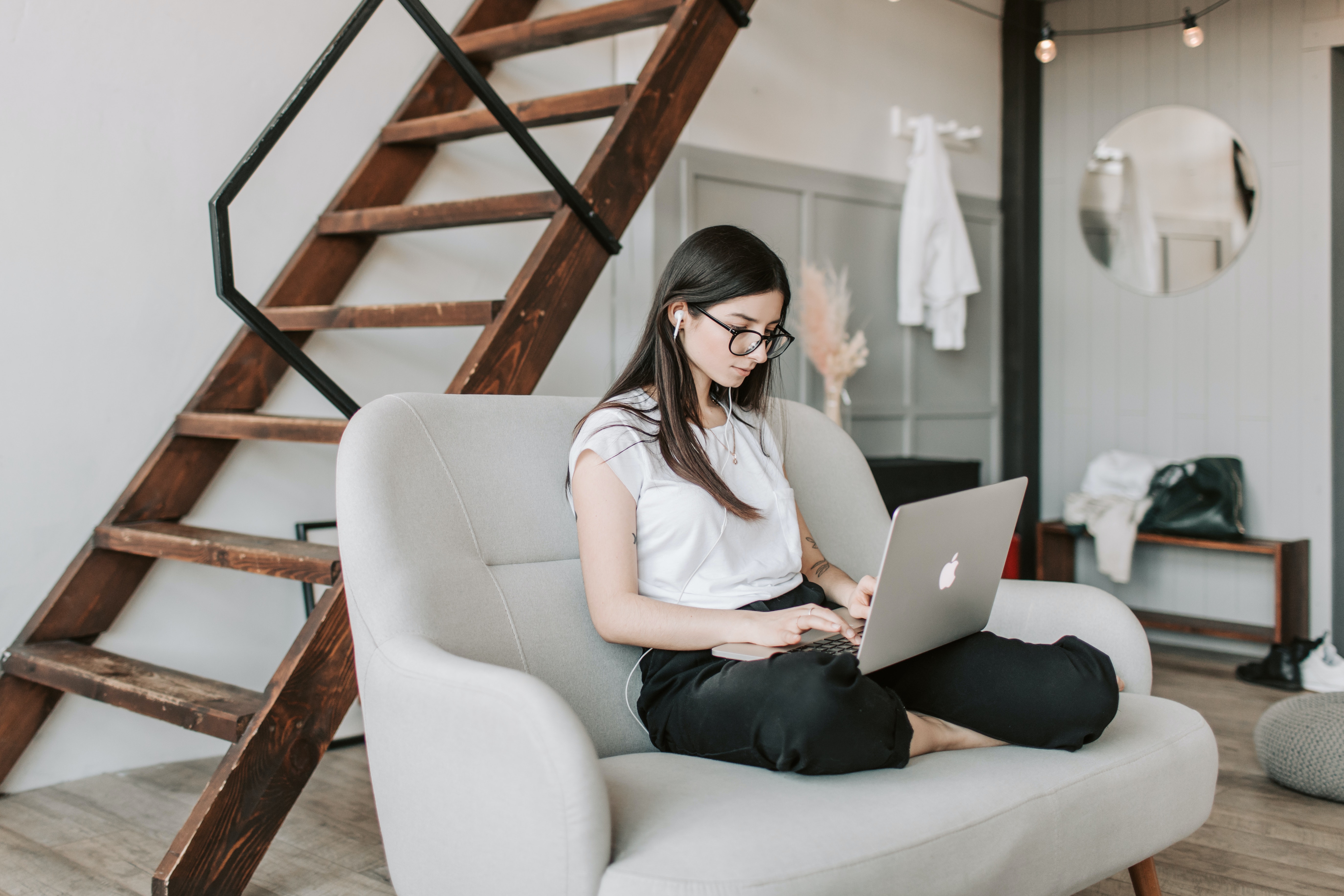 La fibre optique est la technologie la plus récente pour une connection Internet, et elle offre un débit optimal. © Vlada Karpovich, Pexels