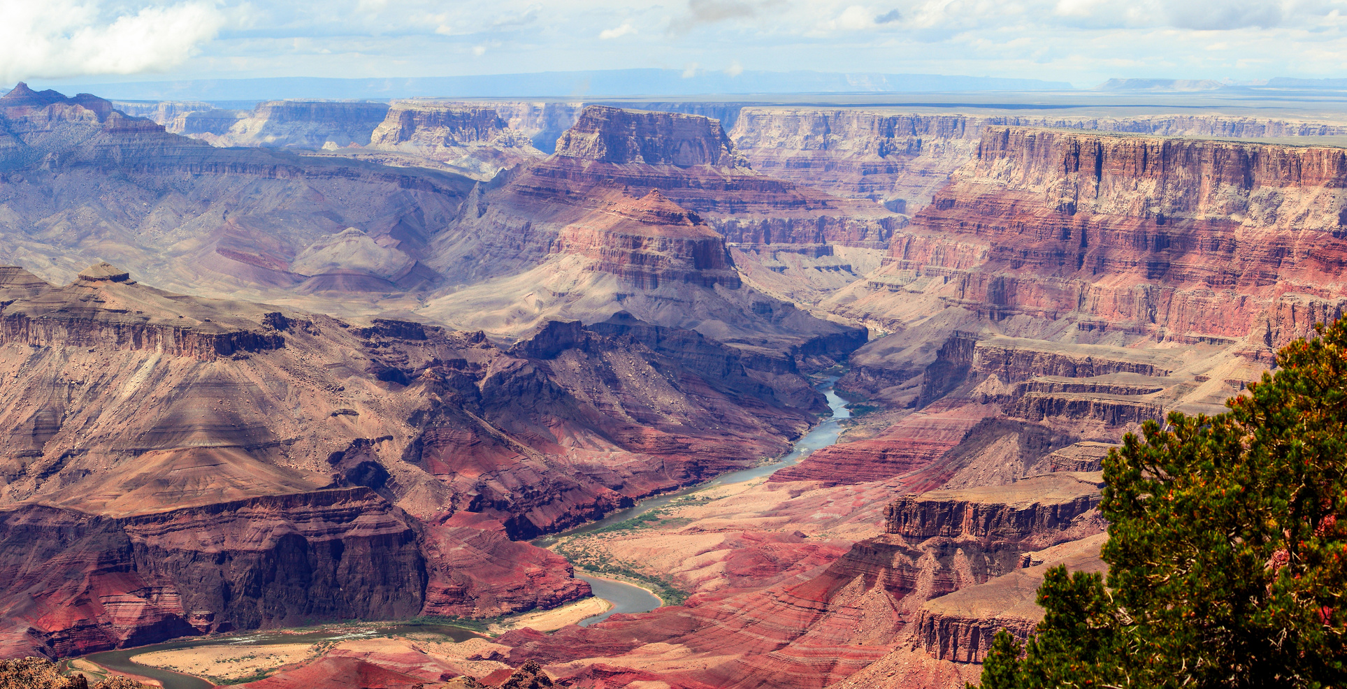 Grand Canyon du Colorado : lire dans les strates terrestres
