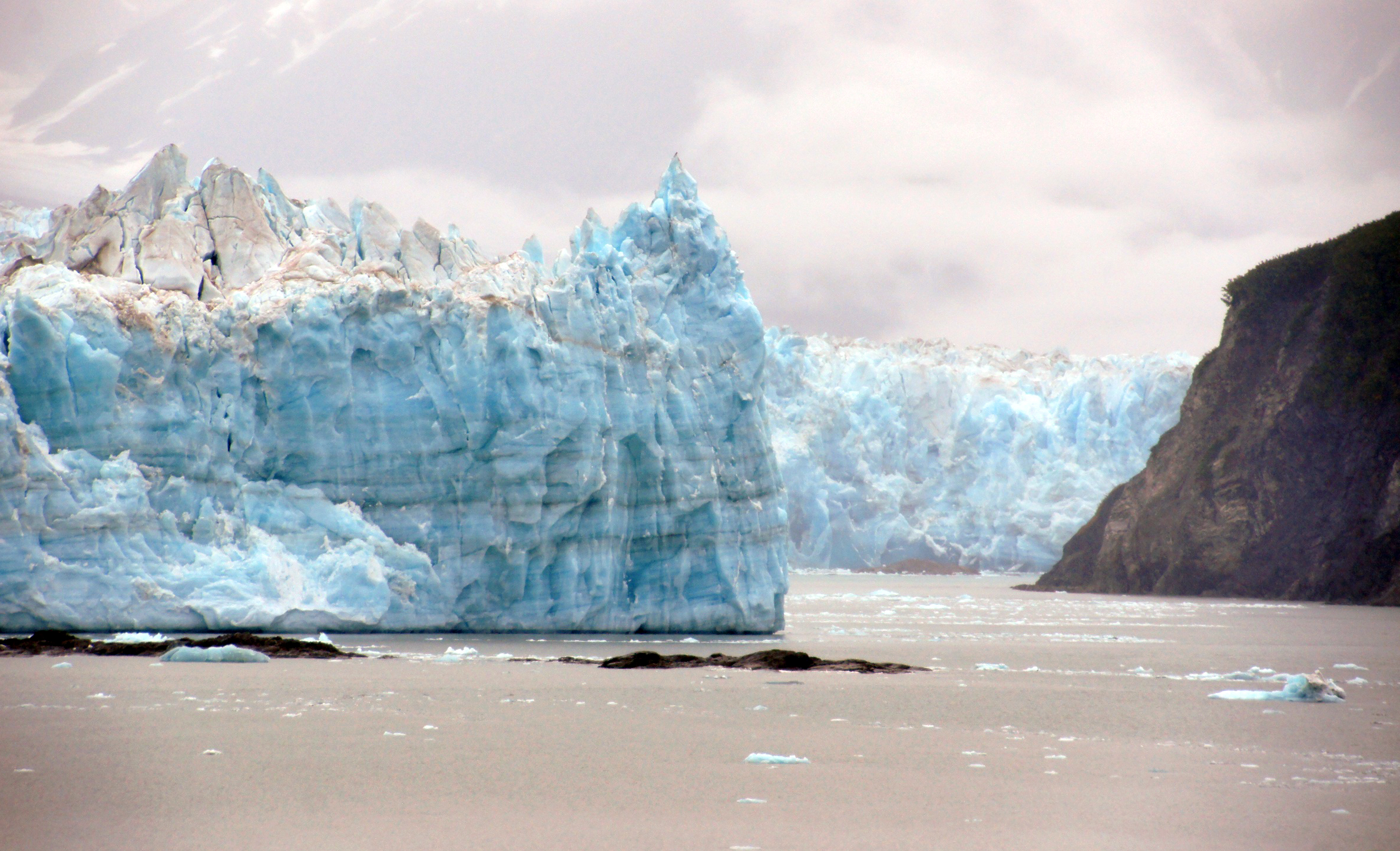 Le glacier Hubbard en Alaska. © Bernard Spragg. NZ 