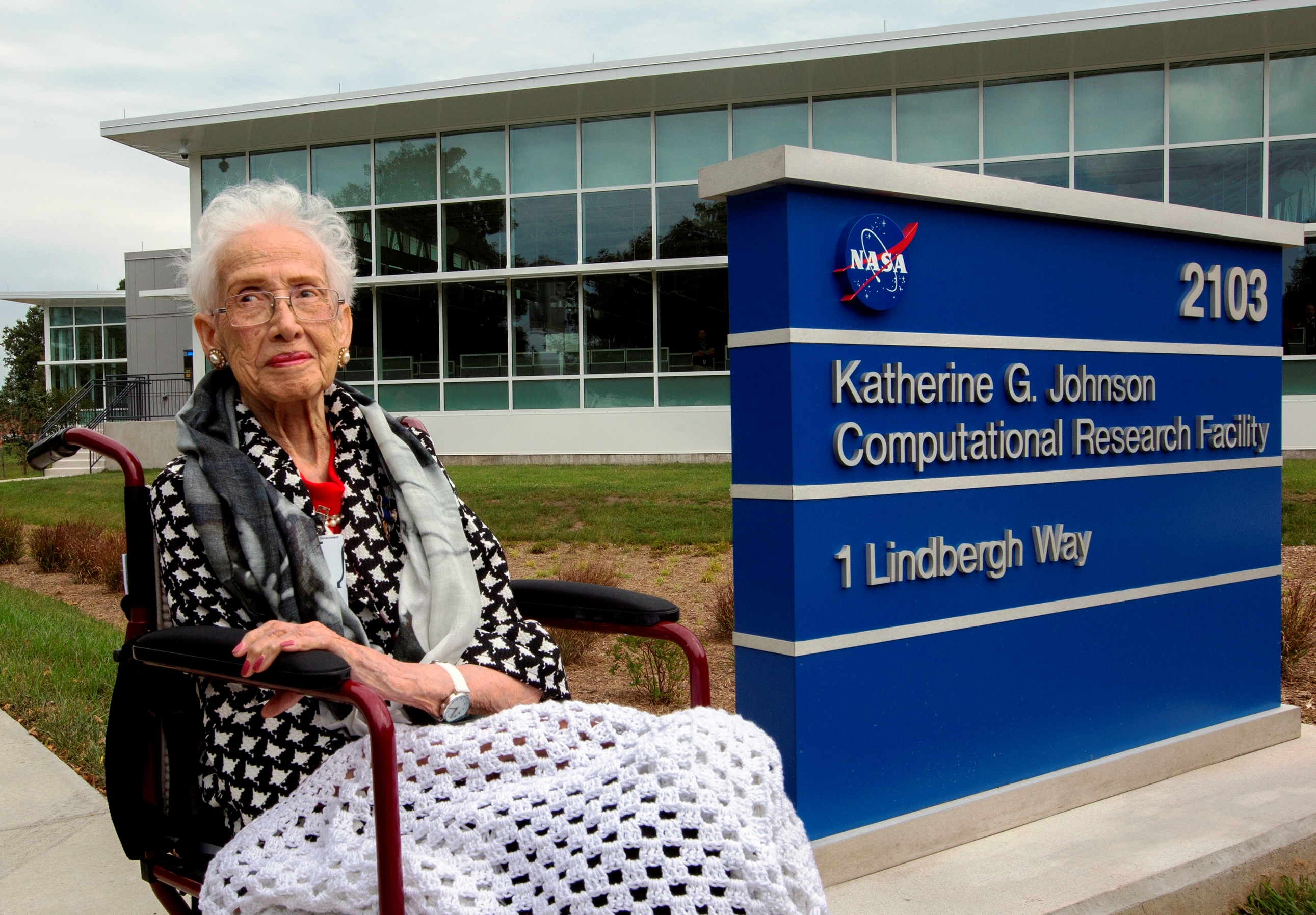 En 2017, le centre de recherche informatique Katherine G. Johnson à Hampton, en Virginie, est nommée en l'honneur de la mathématicienne. © Nasa