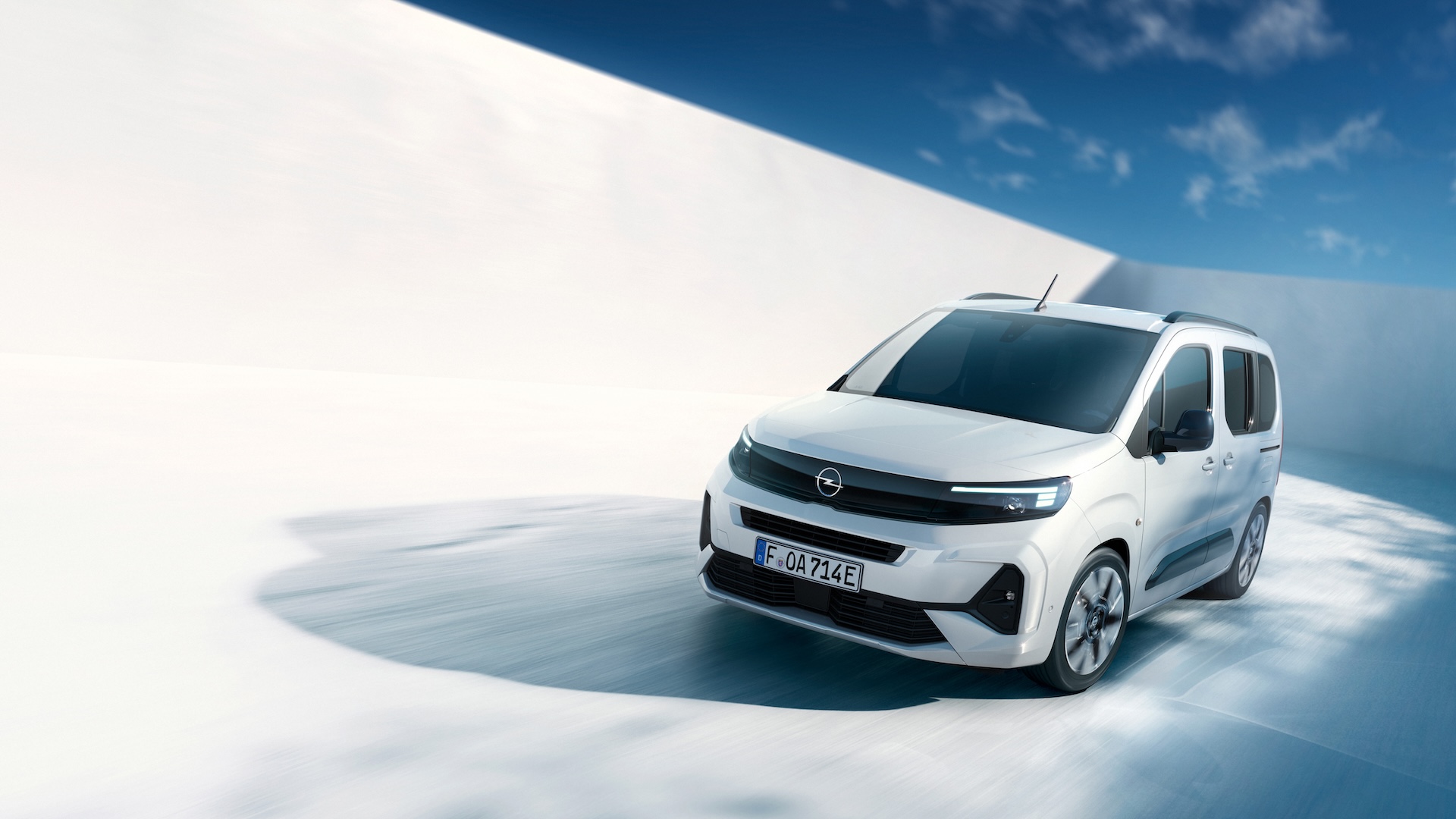 Spacieux et performant, le nouvel Opel Combo Life électrique annonce jusqu'à 345 kilomètres d'autonomie en une seule charge. © Opel - Stellantis