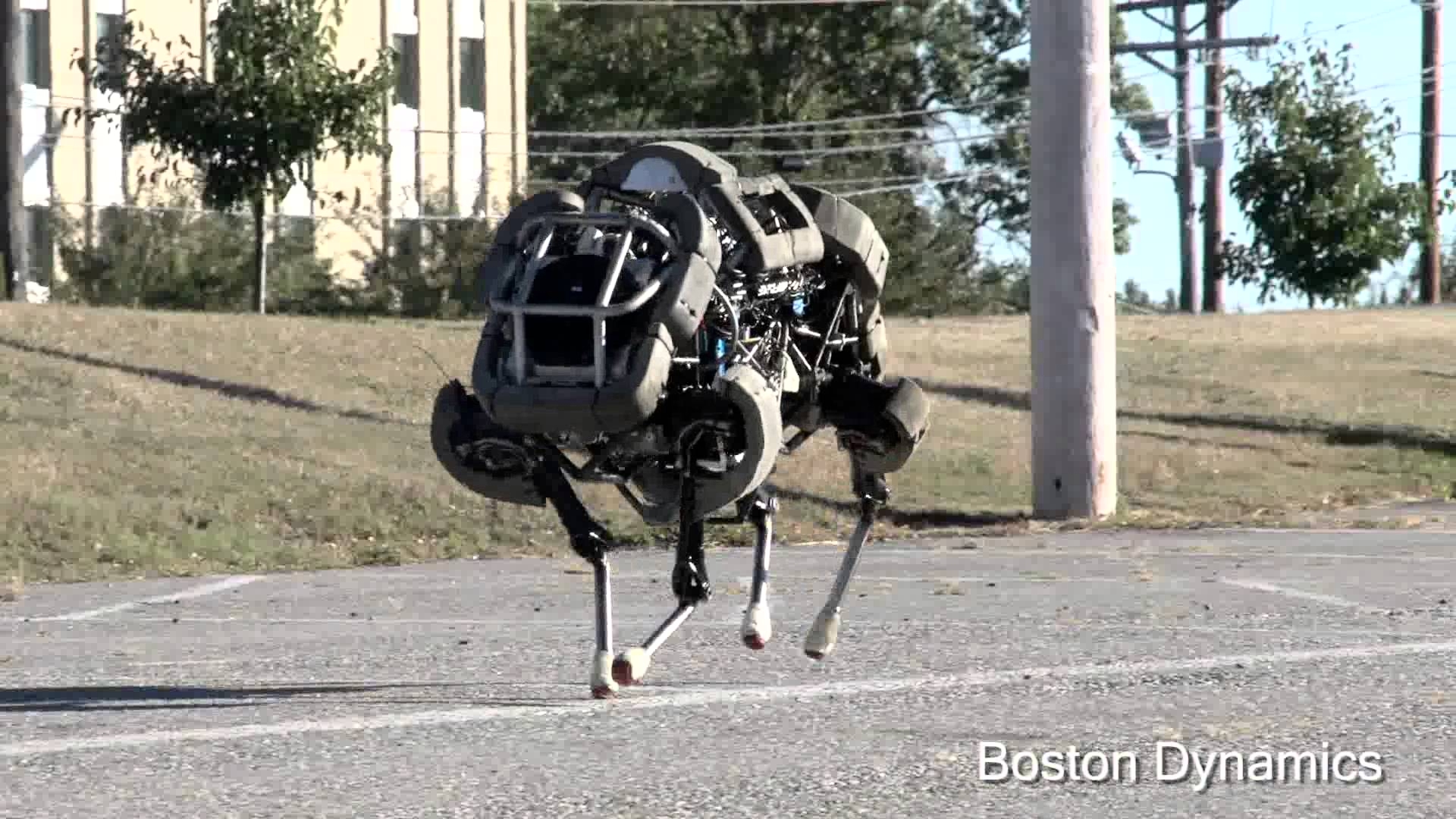 Qu'ils marchent, comme ce WildCat de la firme Boston Dynamics, qu'ils roulent ou qu'ils volent, les robots militaires gagnent d'année en année en autonomie. Ce qui leur donnera sous peu le permis de tuer. © Boston Dynamics