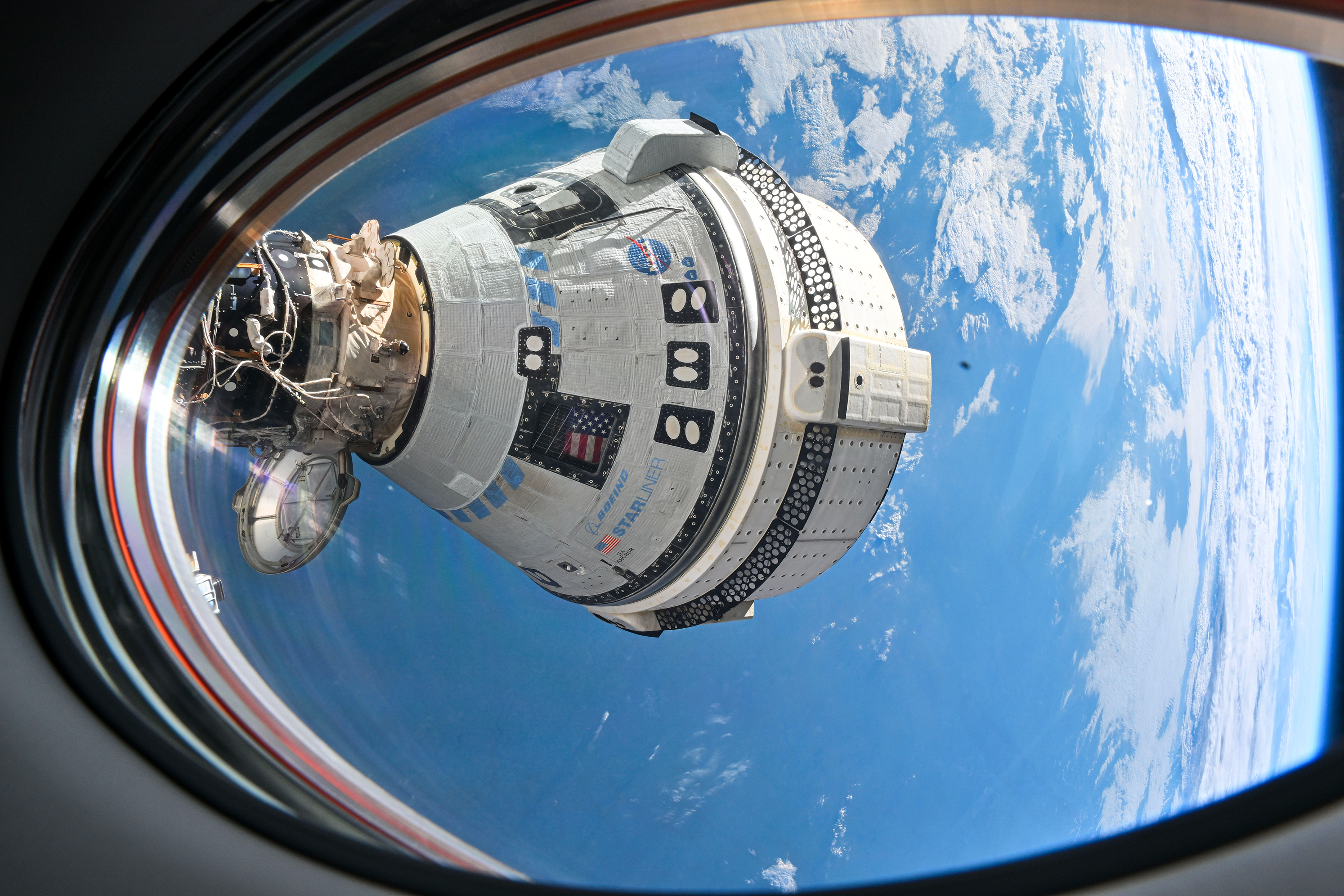 Le Starliner de Boeing amarré à la Station spatiale internationale (11 juillet 2024). © Nasa