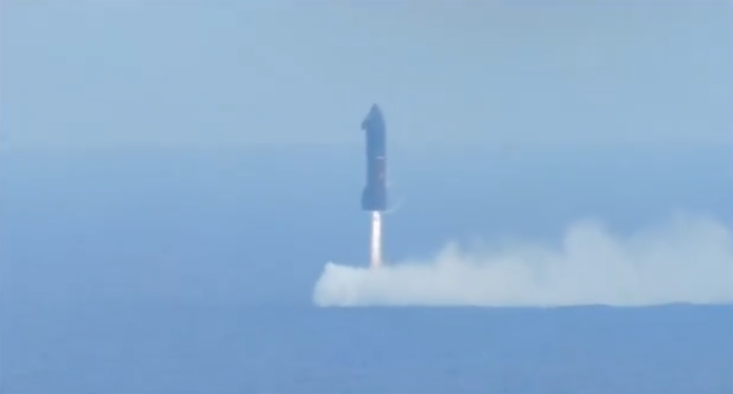 Amerrissage contrôlé et réussi du Starship 6. © SpaceX