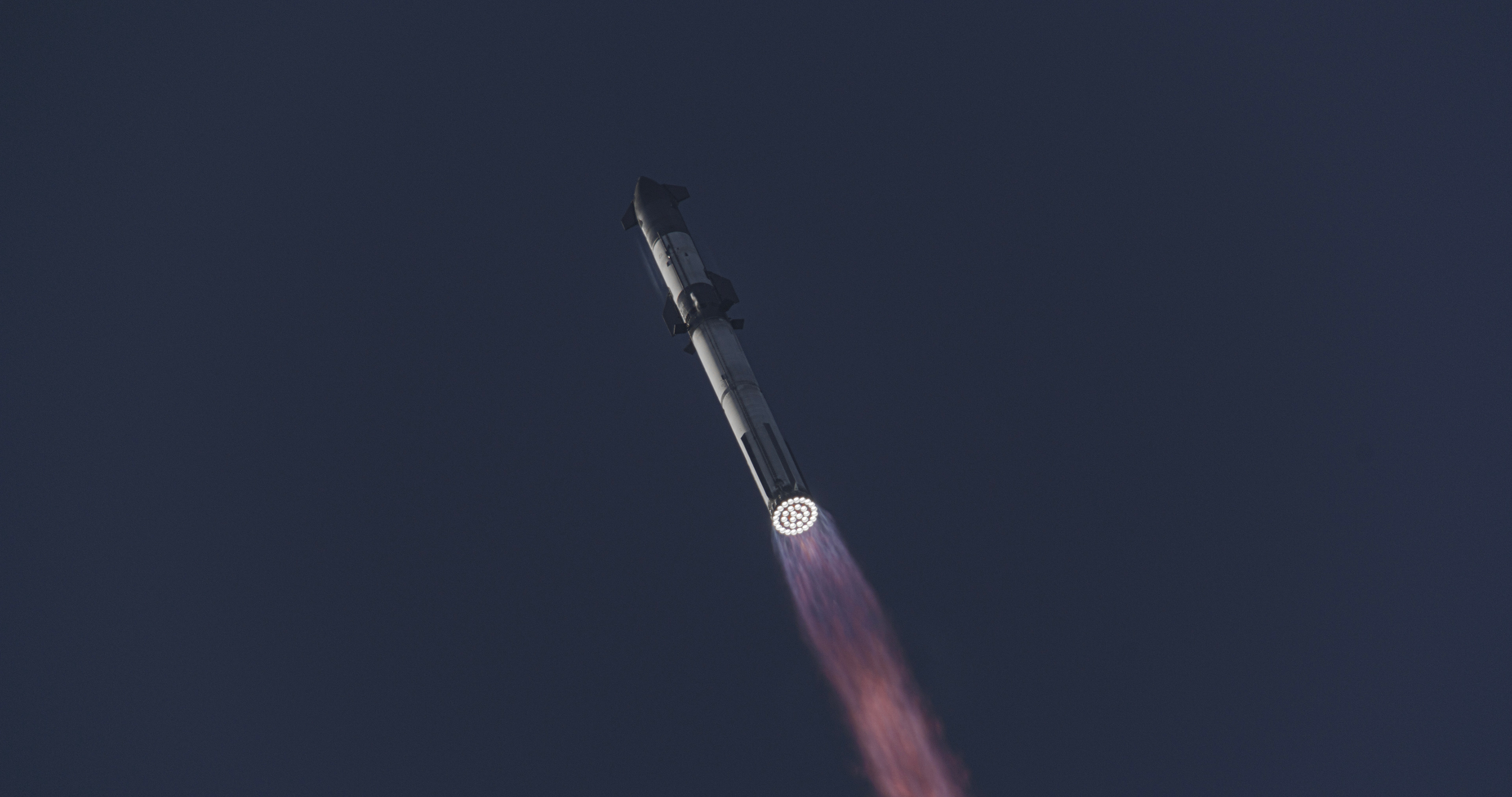 Décollage réussi du Starship lors de son deuxième vol d'essai (ITF-2). © SpaceX 