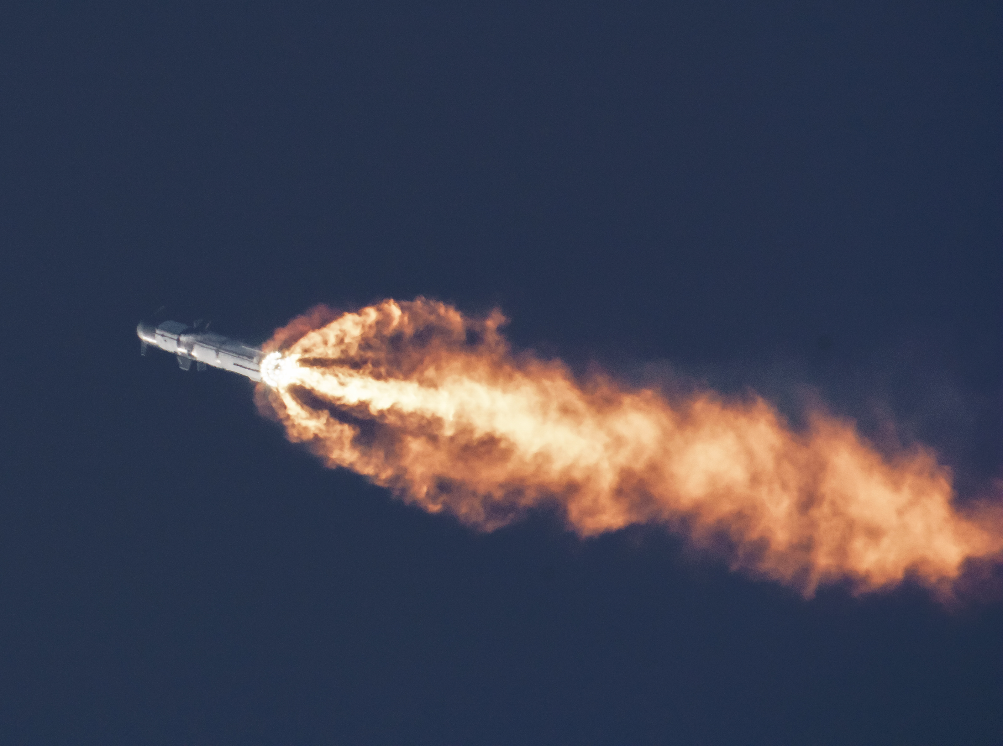 Starship lors de son premier vol d'essai. © SpaceX
