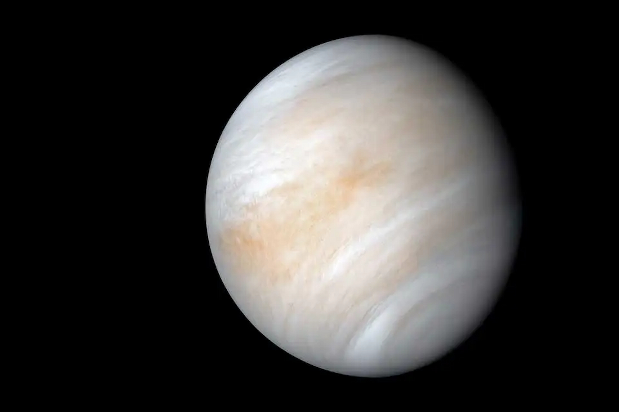 Bien qu'elle présente de fortes similarités avec la Terre, Vénus a une atmosphère épaisse qui piège la chaleur dans un effet de serre incontrôlé (runaway greenhouse, en anglais), ce qui en fait la planète la plus chaude de notre Système solaire. © Nasa, JPL-Caltech