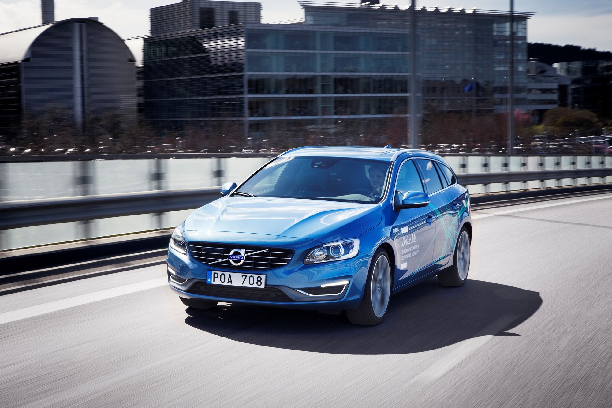 Des voitures Volvo autonomes devraient commencer à rouler en Suède en 2017. © Volvo