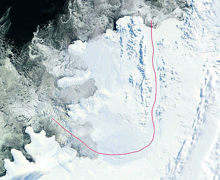 L'île Alexandre 1er (à gauche et au-dessus de la ligne rouge), d'une surface de 49.000 km², est séparée de la péninsule antarctique par un chenal (autour de la ligne rouge) de 42 km de large. Les mouvements de la banquise sont obliques par rapport à l'île au niveau des entrées du chenal (extrémités des lignes rouges). Ces caractéristiques provoquent une contrainte mécanique très importante au sein de la banquise, induisant des déformations de sa surface. © Nasa, DP