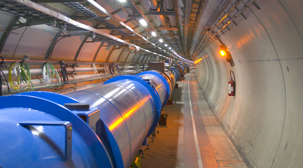 Le tunnel du LHC (Crédit : CERN).