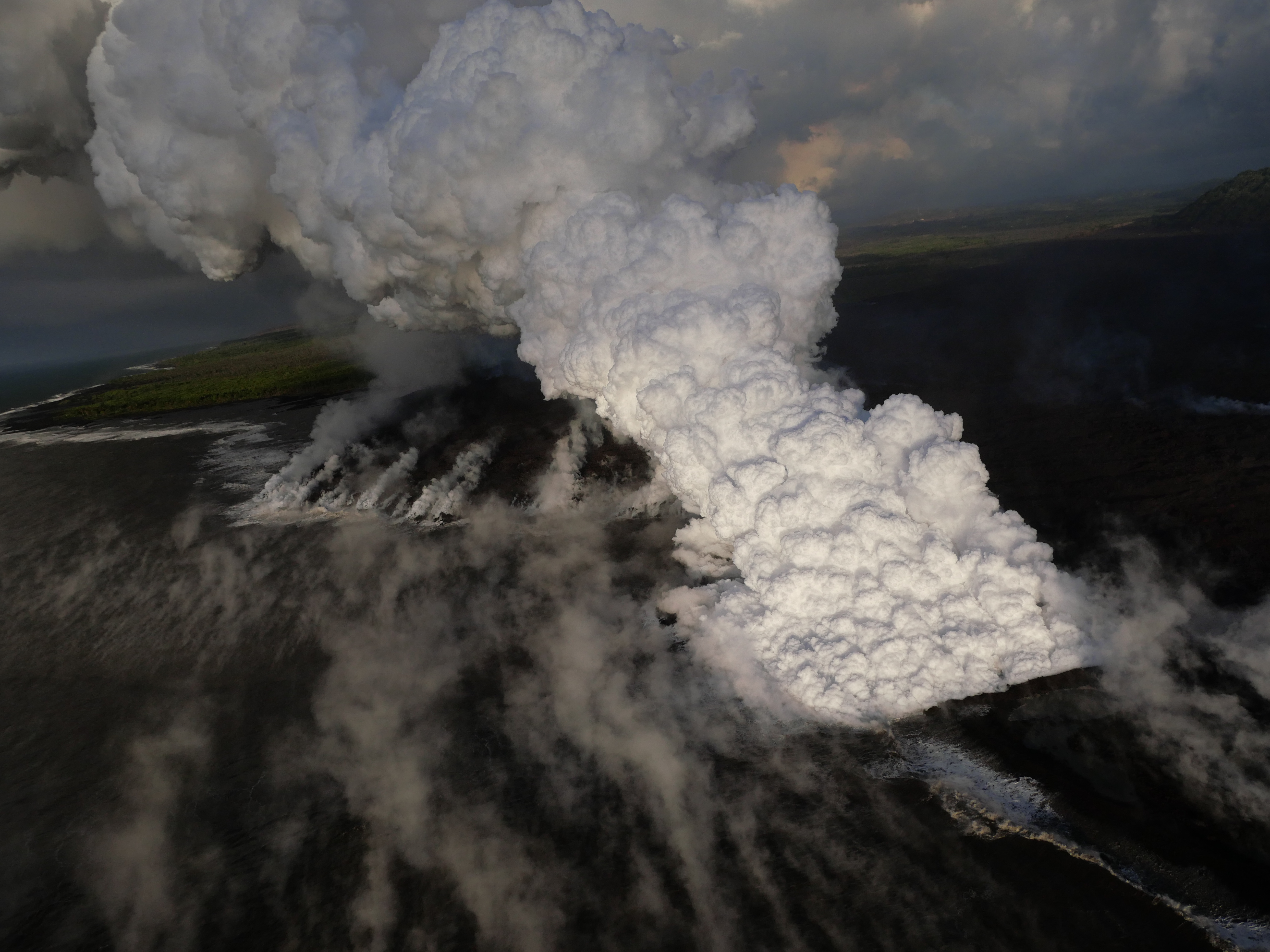 L’éruption du volcan Kīlauea en 2018 à Hawaï. © USGS