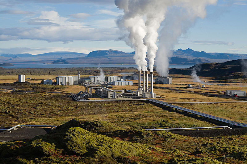 Centrale géothermique de Nesjavellir en Islande. © Gretar Ivarsson, domaine public