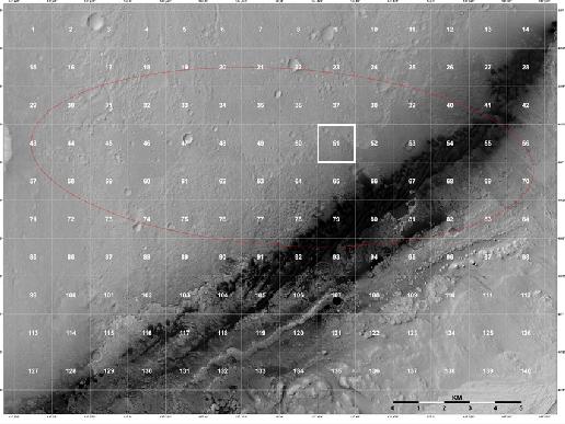 Une image bien moins spectaculaire mais sur laquelle sont aujourd'hui penchées de nombreuses personnes du programme MSL. Prise par l'orbiteur MRO, avec son instrument Hirise, elle montre la région où se trouve&nbsp;Curiosity,&nbsp;quadrillée&nbsp;avec un maillage de 1,3 km. Le rover se situe&nbsp;actuellement&nbsp;dans le carré surligné, portant le numéro 51 et baptisé Yellowknife (le nom d'une ville canadienne). Le mont Sharp, hors champ, se trouve en bas à droite.&nbsp;©&nbsp;Nasa/JPL-Caltech/University of Arizona