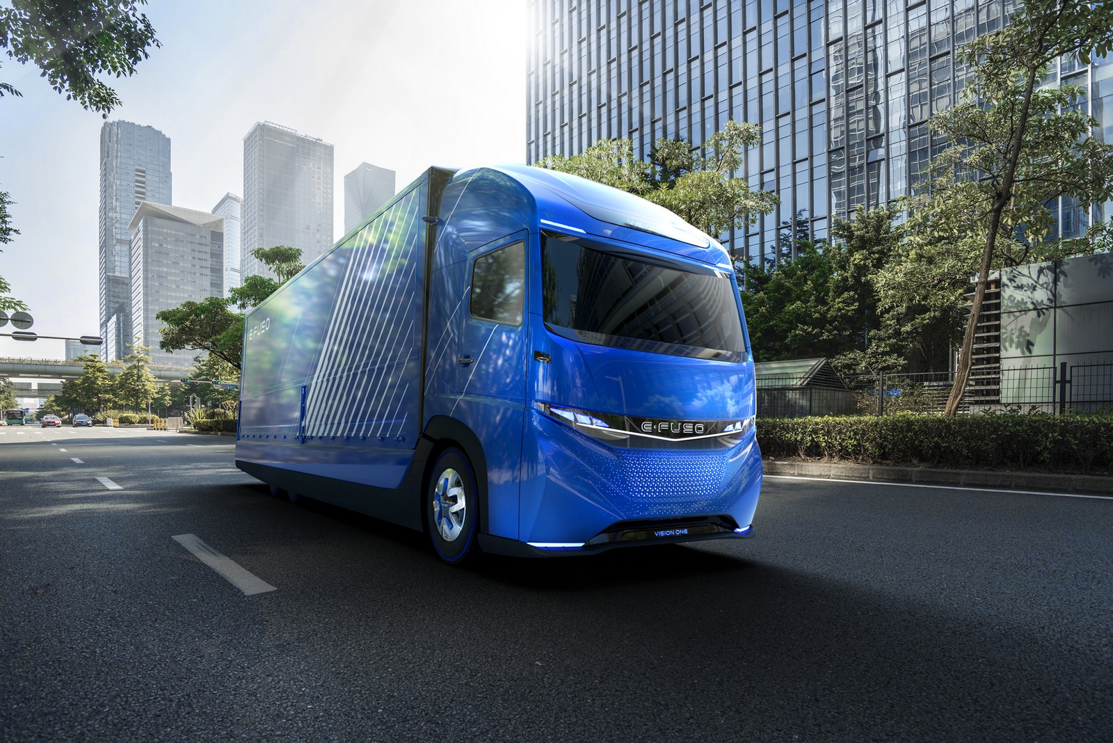 L’E-Fuso Vision One de Daimler Trucks est à ce jour le premier camion poids lourd électrique annoncé pour un usage commercial. © Daimler
