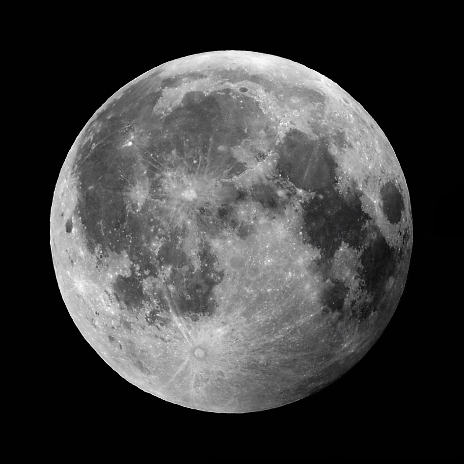 La Lune, avec un diamètre de 3.474 km, est le cinquième plus grand satellite naturel du Système solaire. Elle se trouve à une distance moyenne de 384.400 km de notre planète. Les formations d'albédo que sont les mers lunaires y sont bien visibles. © penguinbush, Flickr, cc by nc nd 2.0