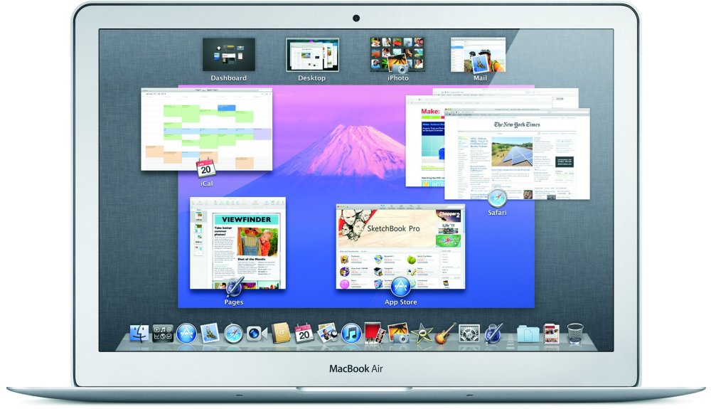Un MacBook Air avec l'OS X Lion à l'écran. © Apple
