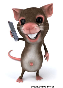 Les téléphones portables&nbsp;agiraient de façon bénéfique pour des souris atteintes d'Alzheimer. © JulienTromeur/Fotolia