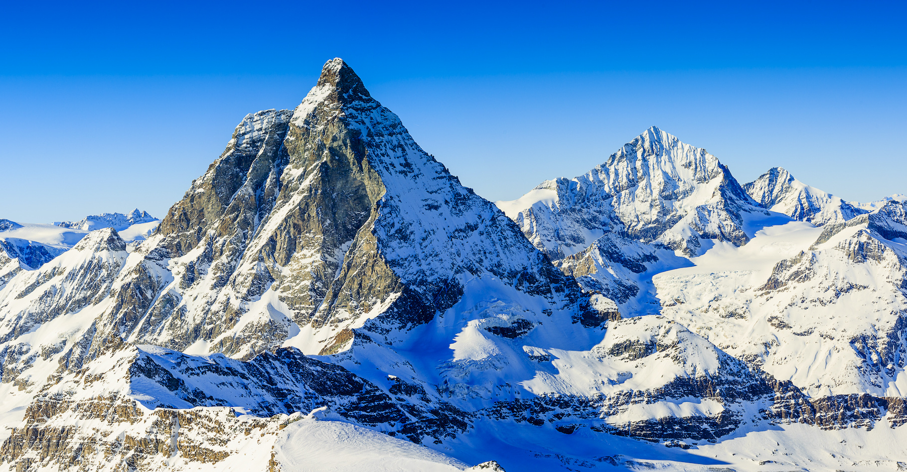 De nouveaux travaux montrent que les Alpes suisses seraient toujours en train de s’élever. © Gorilla, Adobe Stock