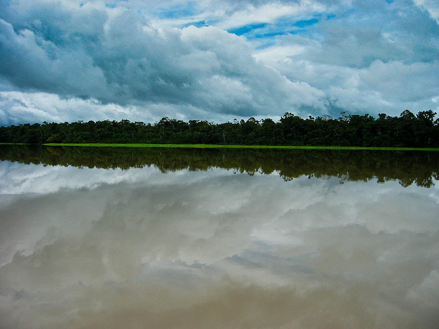 L'Amazone a un fleuve voisin, l'Hamza, à 4.000 mètres de profondeur. &copy;&nbsp;Shaan Hurely, Flickr, cc by 2.0