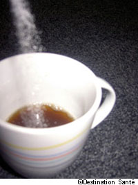 L'aspartame peut officiellement continuer à sucrer notre thé ou notre café. © Destination Santé