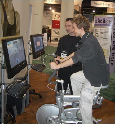 L'ExerGame Fitness Bike, présenté en 2005 par neXfit Technologies Inc., capable de faire fonctionner une console de jeux. © neXfit Technologies Inc.