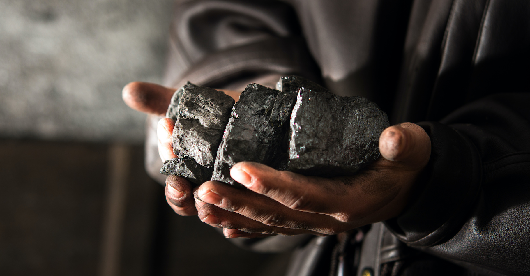 Des chercheurs de l’université PennState (États-Unis) précisent aujourd’hui comment du méthane peut se former dans les gisements de charbon. Grâce à l’intervention de microbes. © annamaria, Adobe Stock