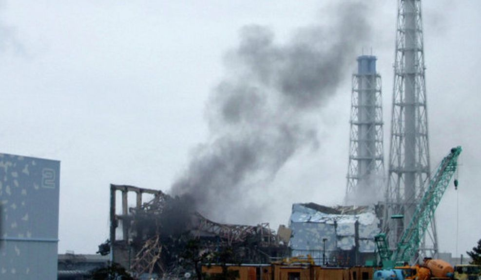 La centrale de Fukushima 1 était l'une des 25 plus grandes installations  nucléaires au monde, elle a explosé le 11 mars 2011. Elle était prévue pour résister à des vagues de  5,7 m de haut. Lors du tsunami, le mur d'eau qui s'est  abattu sur ce lieu faisait 15 m de haut. © Daveeza, Flickr, cc by sa 2.0