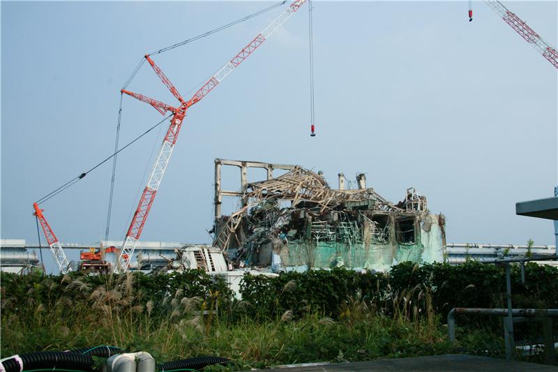 La centrale de Fukushima 1 était l'une des 25 plus grandes installations nucléaires au monde. Elle était prévue pour résister à des vagues de 5,7 m de haut. Lors du tsunami du 11 mars 2011, le mur d'eau qui s'est abattu sur ce lieu faisait 15 m de haut. © IAEA