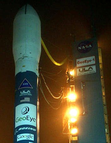 GeoEye avant son intégration au lanceur à Vandenberg. Crédit Nasa