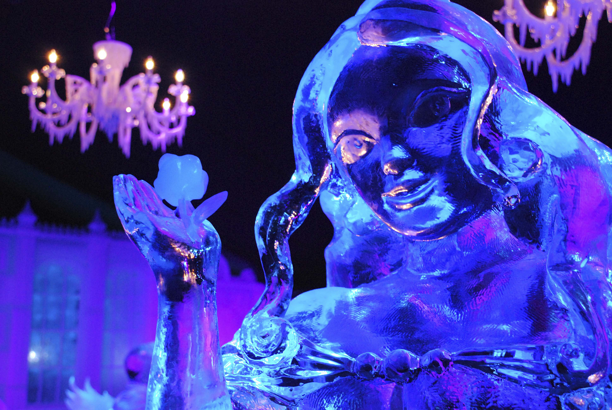 Sculpture sur glace au festival de Bruges