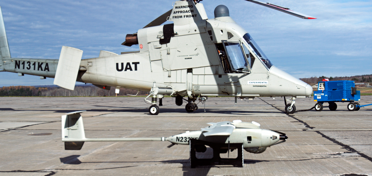 L’avionneur Lockheed Martin vient de présenter un tandem de robots-pompiers composé d’un hélicoptère bombardier d’eau autonome et d’un drone qui lui sert de guide pour cibler avec précision les incendies. © Lockheed Martin