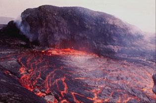 Le volcan Nyiragongo menace toujours