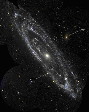 Mosaïque de la galaxie d'Andromède M31 prise par GALEXCrédits : NASA