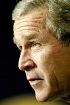 George Bush veut voir tout Internet