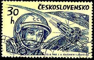 Timbre d'époque à l'effigie de Gagarine. L'aspect du vaisseau Vostok était alors inconnu.