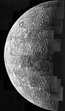 La planète Mercure vue par la sonde Mariner 10.crédit : NASA