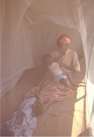 Moustiquaire protégeant du paludisme en Zambie(crédits : &copy; UNICEF/ GIACOMO PIROZZI)