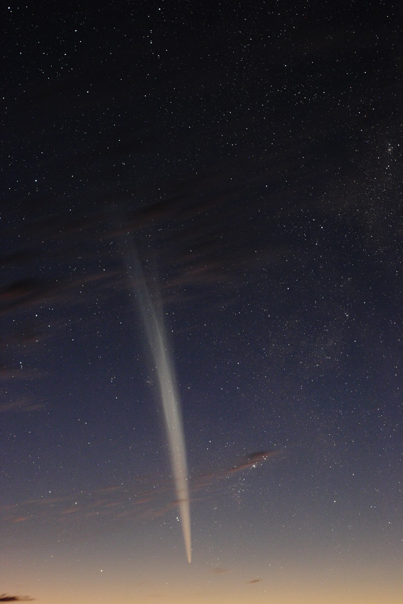 Avec la comète Lovejoy, Australiens et Sud-Américains jouissent d'un spectacle étonnant avant l'aube en cette fin d'année. © Lester
