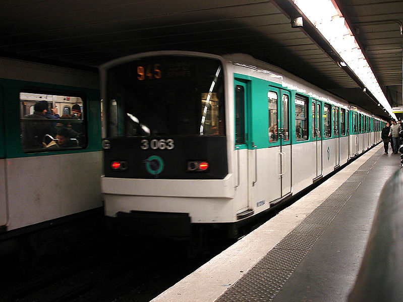En 2009, on estimait à 4 millions le nombre de personnes qui empruntaient quotidiennement&nbsp;les 215 km de réseau du métro parisien. Pour combien de ppm de particules fines PM10&nbsp;?&nbsp;© Clicsouris, cc by sa 30