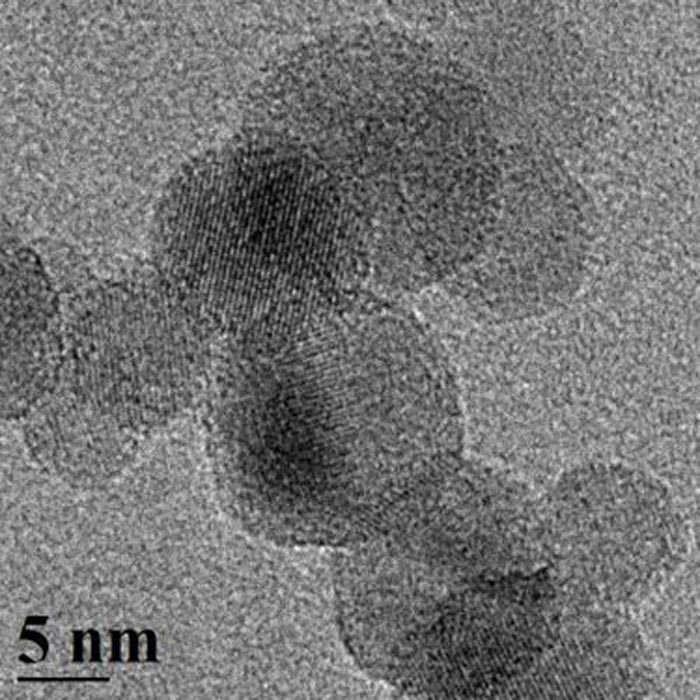 Une autre vue au microscope électronique des nanoparticules de silicium capables de libérer de l'hydrogène à partir de l'eau. Une clé pour la production d’énergie dans le futur. ©&nbsp;Swihart Research Group,&nbsp;université de Buffalo