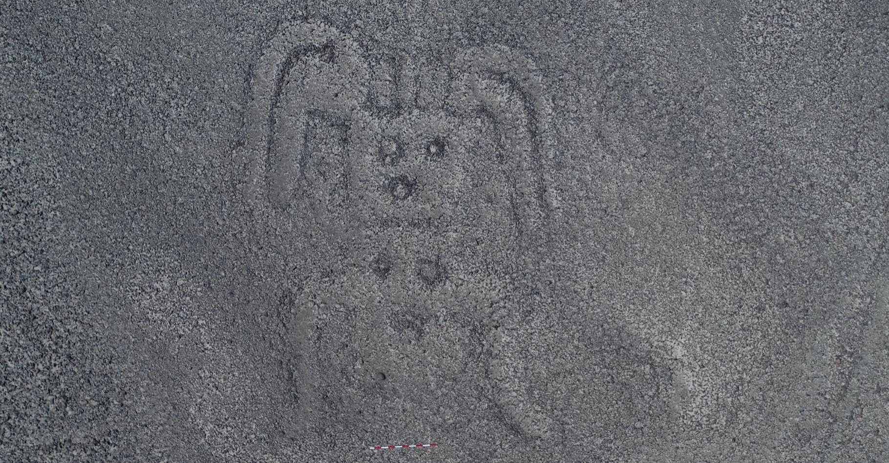 Des archéologues de l’université de Yamagata (Japon) ont mis au jour 143 nouvelles lignes de Nazca. Parmi les géoglyphes relativement petits et dits de type B, cette forme humanoïde. © Université de Yamagata