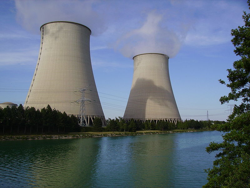 La centrale nucléaire de Nogent-sur-Seine a été investie par des membres de Greenpeace. &copy; Cligauche, Flickr, cc by sa 3.0